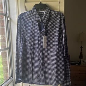 4/$25 SALE NWT Men’s Denim & Flower Blue Long Sleeve Button Down Shirt Large